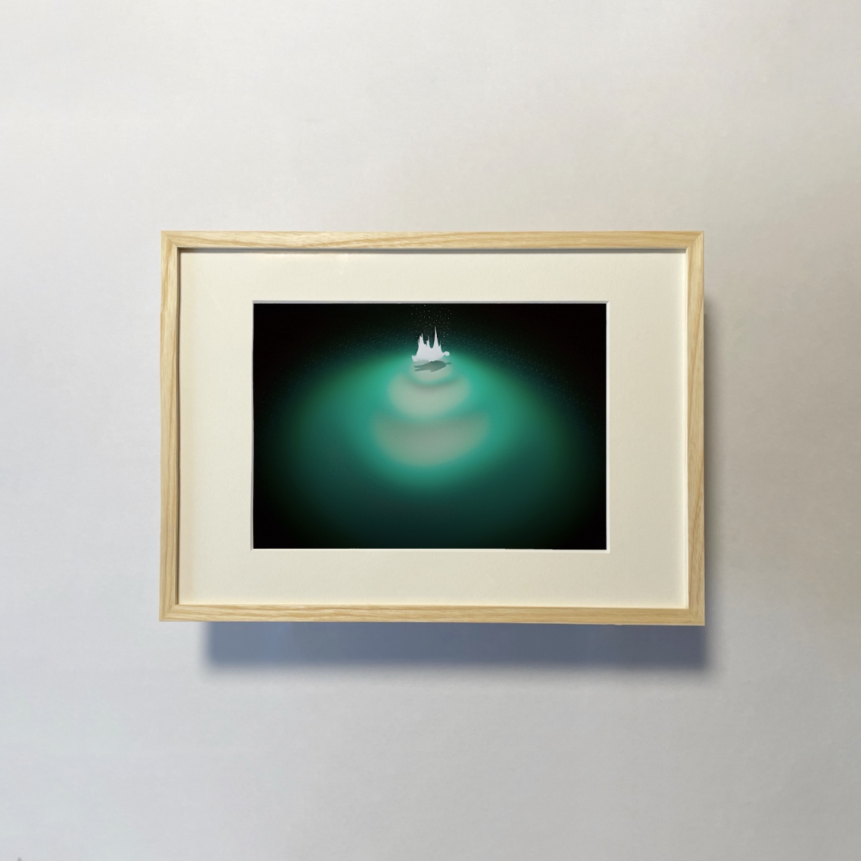 Casieでレンタル受付中の新規グラフィック Tombのイメージ画像です。