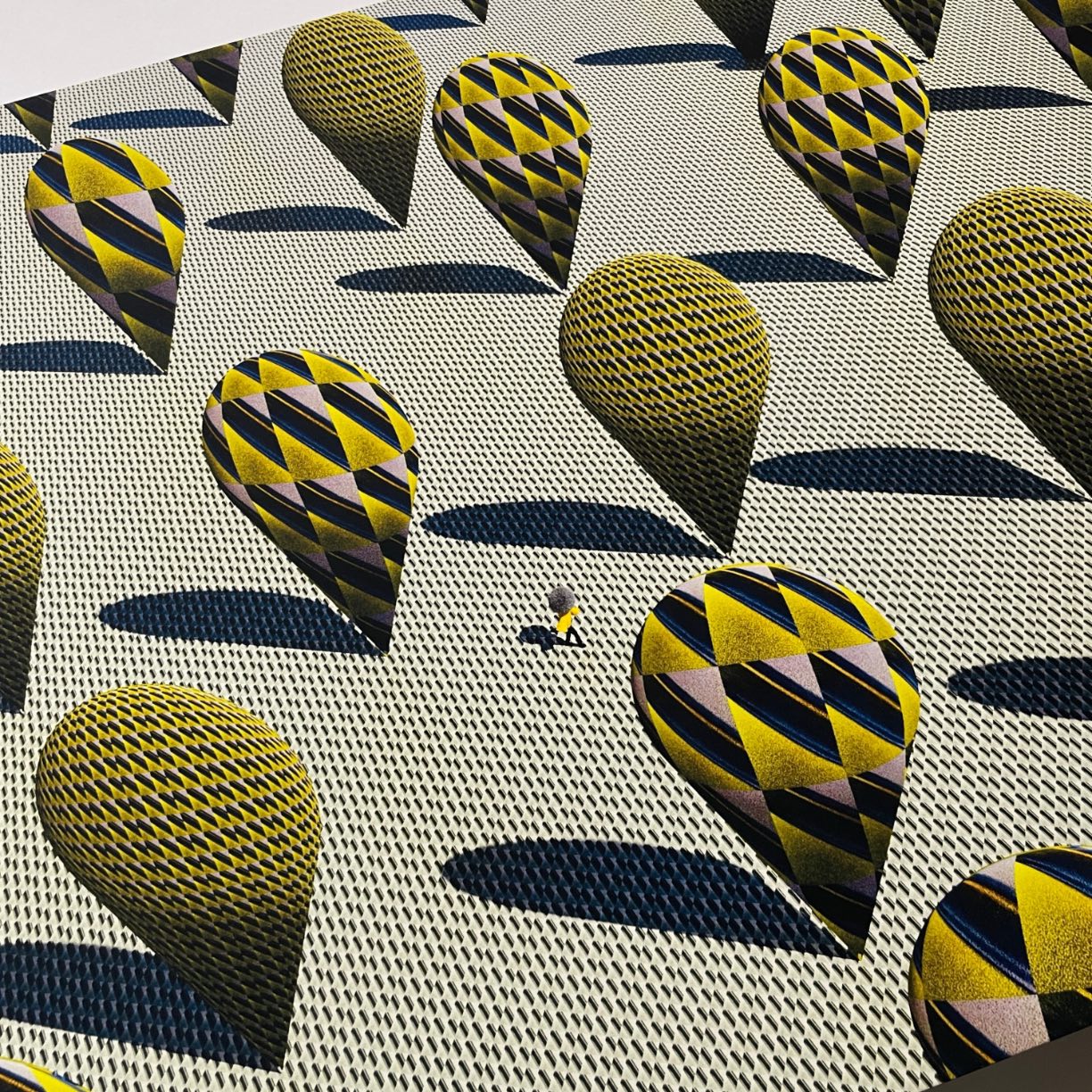 作品spotが木製パネルジークレー版画作品になった姿の画像です。この写真は用紙表面を見たときの画像です。