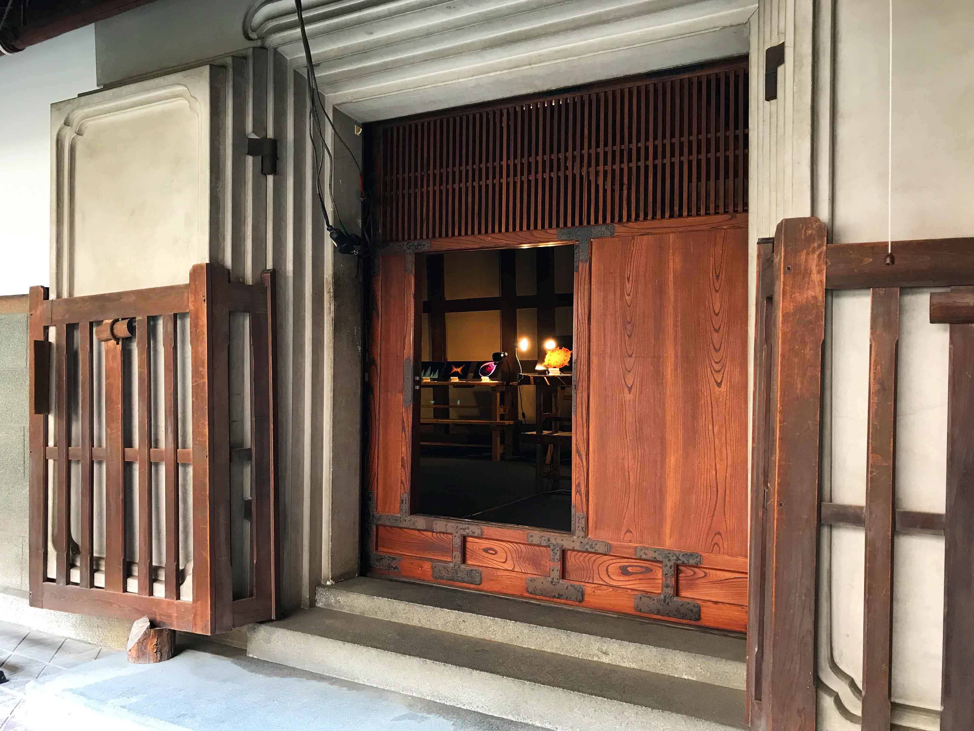 Atsushigraphの個展 リンネ の展覧会風景画像1枚目です。